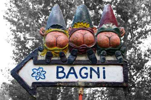Mooning Statues